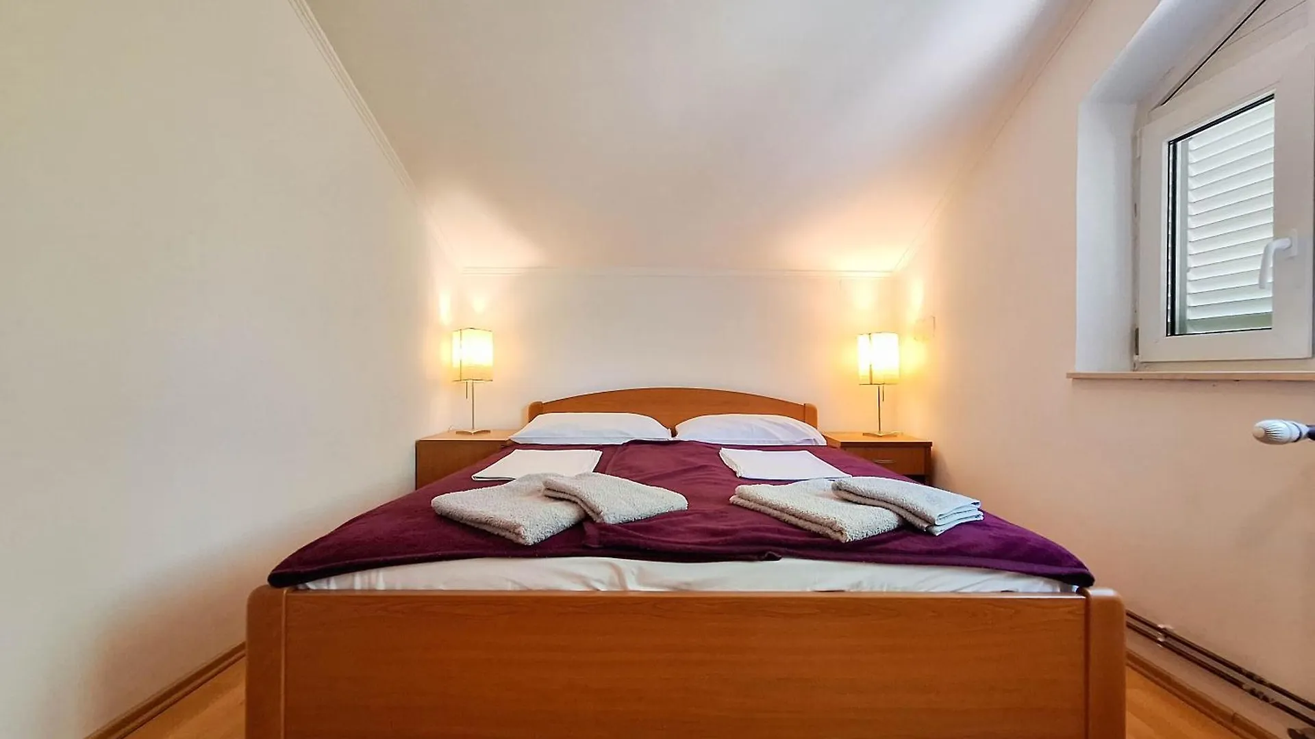 Apartment Nenad Tribalj